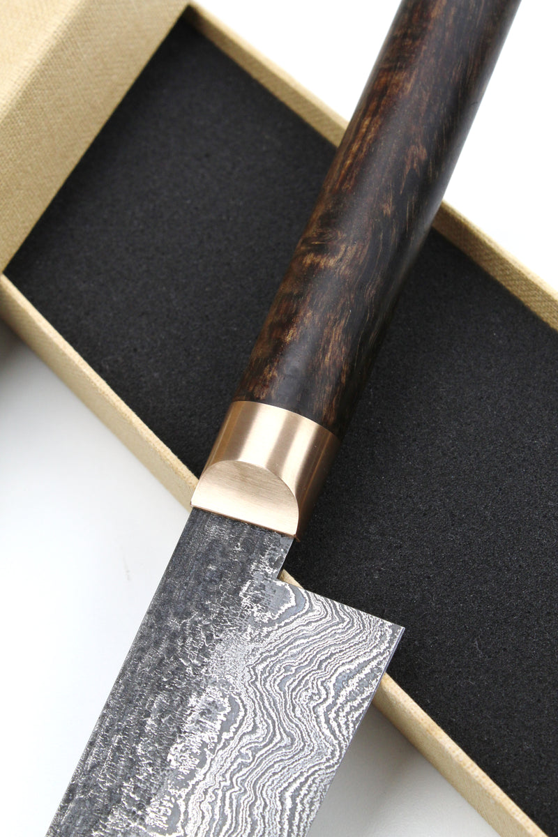 Damascus Santoku 320L Walnut stabilized