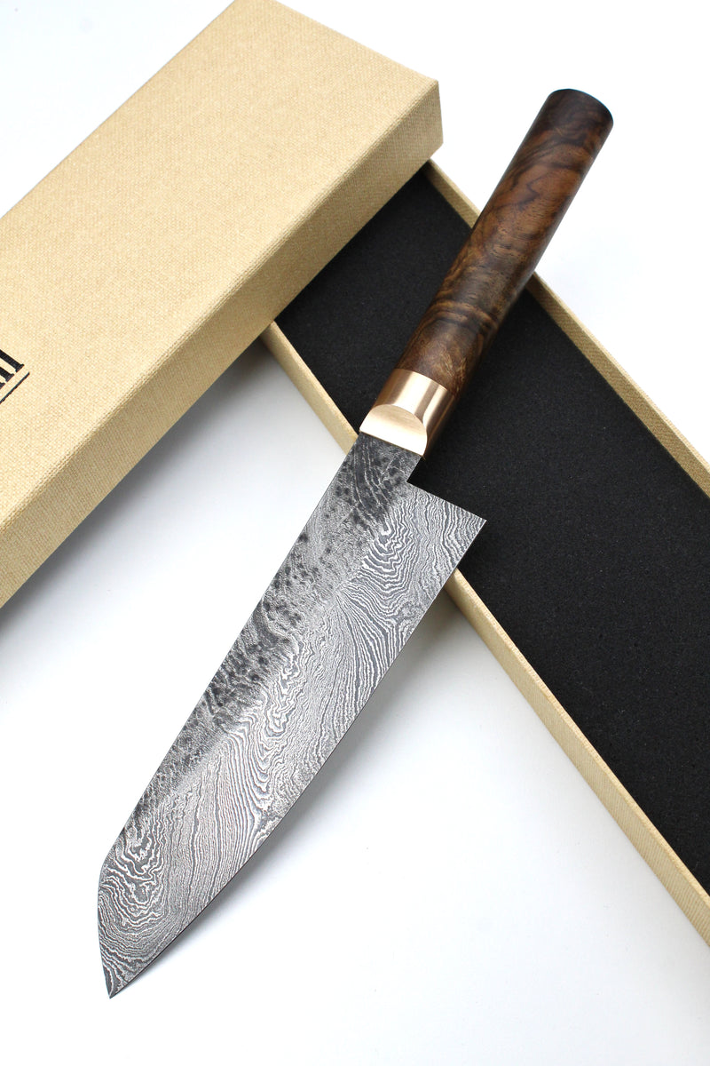 Damascus Santoku 320L Torsion Walnut