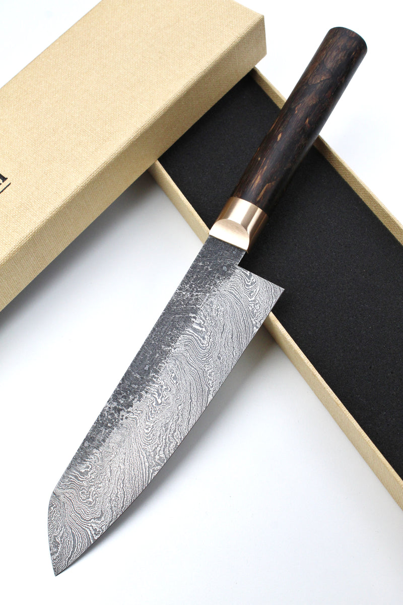 Damascus Santoku 320L Torsion Walnut